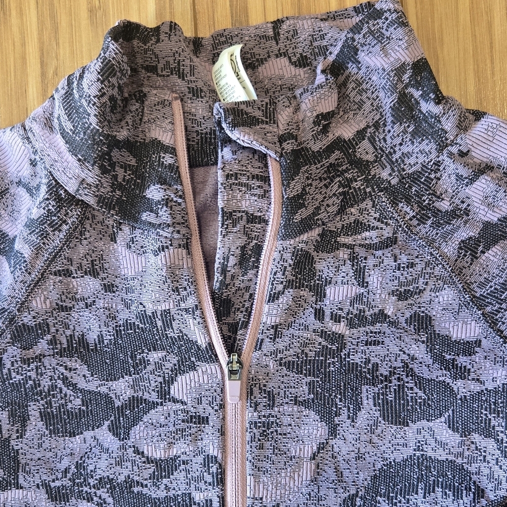 Athleta Purple Patterned Top - image 4